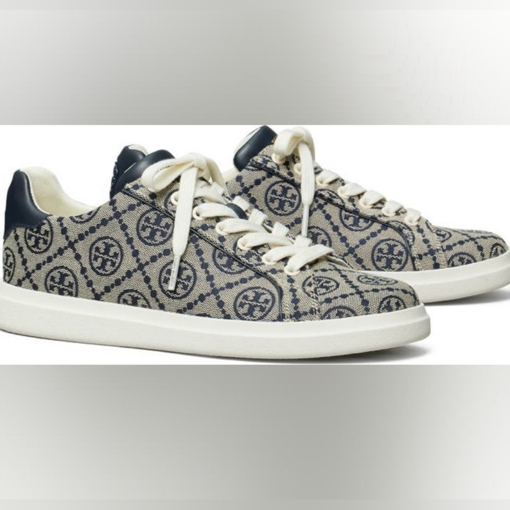 Brand new Tory Burch Tmonogram sneakers in size 8.5 no box with dust bag